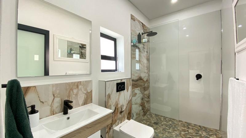 4 Bedroom Property for Sale in Helderrand Western Cape